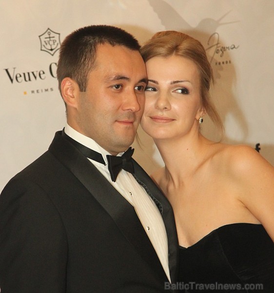 Labdalības pasākums «Martas balle 2015» otro reizi (25.09.2015) pulcējas «Grand Palace Hotel Rīga». Šoreiz ziedo Rīgas Austrumu klīniskās universitāte Labdalības pasākums «Martas balle 2015» otro reizi (25.09.2015) pulcējas «Grand Palace Hotel Rīga». Šoreiz ziedo Rīgas Austrumu klīniskās universitāte 161688