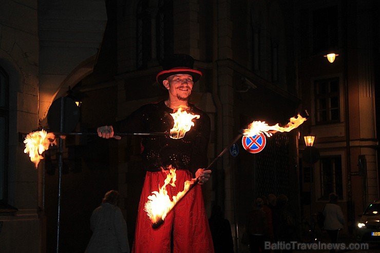 Labdalības pasākums «Martas balle 2015» otro reizi (25.09.2015) pulcējas «Grand Palace Hotel Rīga». Šoreiz ziedo Rīgas Austrumu klīniskās universitāte Labdalības pasākums «Martas balle 2015» otro reizi (25.09.2015) pulcējas «Grand Palace Hotel Rīga». Šoreiz ziedo Rīgas Austrumu klīniskās universitāte 161711
