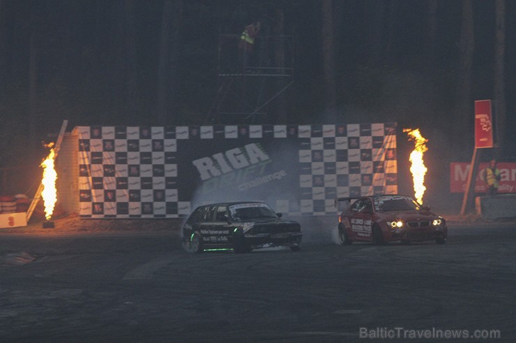 Ar aizraujošām cīņām noslēdzas Latvijas drifta sezona 162598