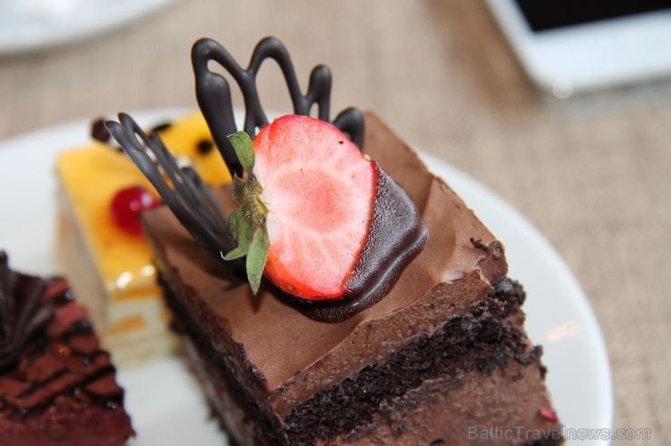 Brīnišķīgajā Mercure Riga Centre Hotel restorānā The Traveller norisinājās Brunch à la française, kas priecēja ne tikai ar franču mūziku, bet arī liel Brīnišķīgajā Mercure Riga Centre Hotel restorānā The Traveller norisinājās Brunch à la française, kas priecēja ne tikai ar franču mūziku, bet arī liel 162871