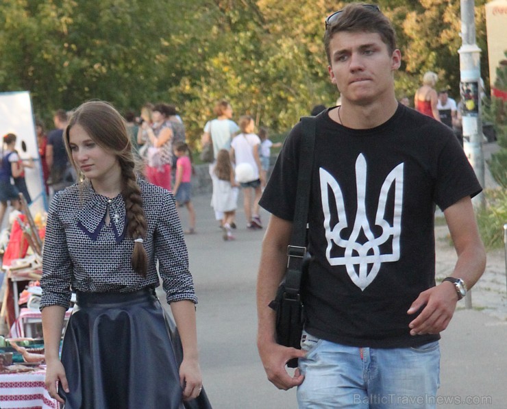 Kijeva akcentē nacionālo identitāti un ir draudzīga tūristiem. Vairāk informācijas - www.kyivcity.travel Kijeva akcentē nacionālo identitāti un ir draudzīga tūristiem. Vairāk informācijas - www.kyivcity.travel 162882