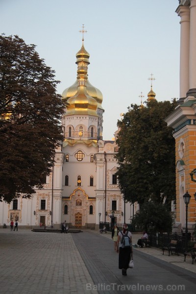 Travelnews.lv apmeklē UNESCO kultūrmantojuma pieminekli - Kijevas Pečoru Lavras katedrāli. Vairāk informācijas - www.kyivcity.travel Travelnews.lv apmeklē UNESCO kultūrmantojuma pieminekli - Kijevas Pečoru Lavras katedrāli. Vairāk informācijas - www.kyivcity.travel 163008