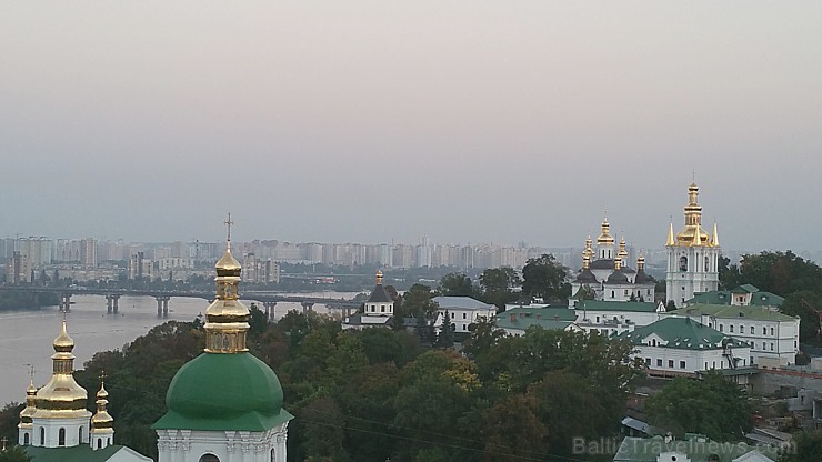 Travelnews.lv apmeklē UNESCO kultūrmantojuma pieminekli - Kijevas Pečoru Lavras katedrāli. Vairāk informācijas - www.kyivcity.travel Travelnews.lv apmeklē UNESCO kultūrmantojuma pieminekli - Kijevas Pečoru Lavras katedrāli. Vairāk informācijas - www.kyivcity.travel 163013