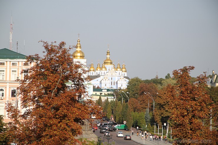 Travelnews.lv apmeklē Mihaila Zeltkupolu katedrāli Kijevā. Vairāk informācijas - www.kyivcity.travel Travelnews.lv apmeklē Mihaila Zeltkupolu katedrāli Kijevā. Vairāk informācijas - www.kyivcity.travel 163036