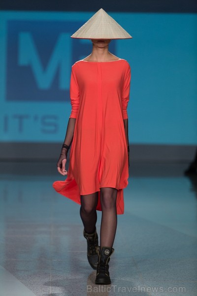 Rīgas modes nedēļa «Riga Fashion Week» kā magnēts pievelk radošu publiku. Foto: Mark Litvyakov/Arkady Gluhih Rīgas modes nedēļa «Riga Fashion Week» kā magnēts pievelk radošu publiku. Foto: Mark Litvyakov/Arkady Gluhih 164115