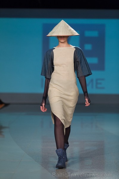 Rīgas modes nedēļa «Riga Fashion Week» kā magnēts pievelk radošu publiku. Foto: Mark Litvyakov/Arkady Gluhih Rīgas modes nedēļa «Riga Fashion Week» kā magnēts pievelk radošu publiku. Foto: Mark Litvyakov/Arkady Gluhih 164116