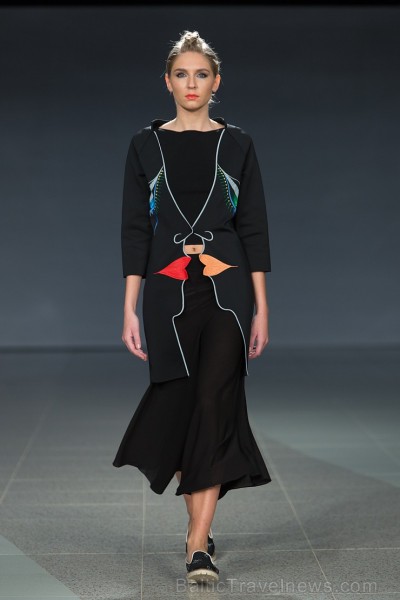 Rīgas modes nedēļa «Riga Fashion Week» kā magnēts pievelk radošu publiku. Foto: Mark Litvyakov/Arkady Gluhih Rīgas modes nedēļa «Riga Fashion Week» kā magnēts pievelk radošu publiku. Foto: Mark Litvyakov/Arkady Gluhih 164123