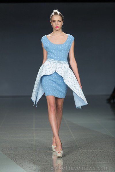 Rīgas modes nedēļa «Riga Fashion Week» kā magnēts pievelk radošu publiku. Foto: Mark Litvyakov/Arkady Gluhih Rīgas modes nedēļa «Riga Fashion Week» kā magnēts pievelk radošu publiku. Foto: Mark Litvyakov/Arkady Gluhih 164126