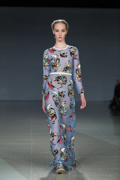 Rīgas modes nedēļa «Riga Fashion Week» kā magnēts pievelk radošu publiku. Foto: Mark Litvyakov/Arkady Gluhih Rīgas modes nedēļa «Riga Fashion Week» kā magnēts pievelk radošu publiku. Foto: Mark Litvyakov/Arkady Gluhih 164130