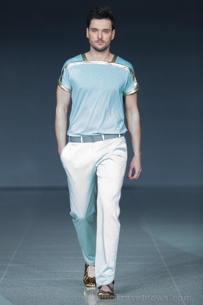 Rīgas modes nedēļa «Riga Fashion Week» kā magnēts pievelk radošu publiku. Foto: Mark Litvyakov/Arkady Gluhih Rīgas modes nedēļa «Riga Fashion Week» kā magnēts pievelk radošu publiku. Foto: Mark Litvyakov/Arkady Gluhih 164133