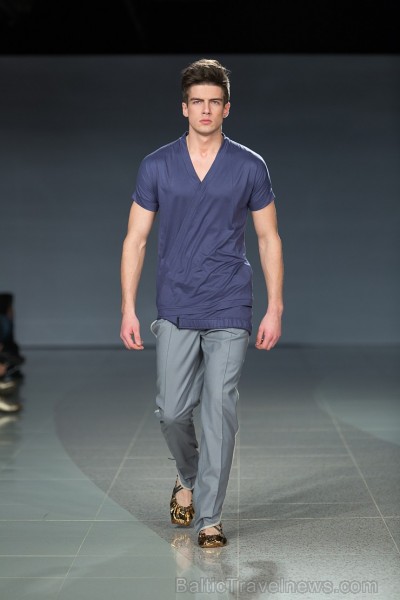 Rīgas modes nedēļa «Riga Fashion Week» kā magnēts pievelk radošu publiku. Foto: Mark Litvyakov/Arkady Gluhih Rīgas modes nedēļa «Riga Fashion Week» kā magnēts pievelk radošu publiku. Foto: Mark Litvyakov/Arkady Gluhih 164138