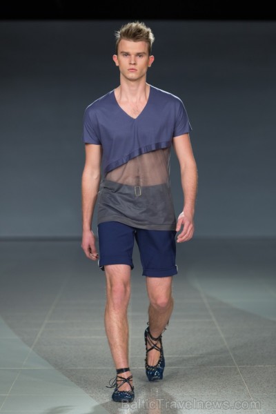 Rīgas modes nedēļa «Riga Fashion Week» kā magnēts pievelk radošu publiku. Foto: Mark Litvyakov/Arkady Gluhih Rīgas modes nedēļa «Riga Fashion Week» kā magnēts pievelk radošu publiku. Foto: Mark Litvyakov/Arkady Gluhih 164141