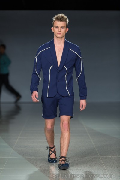 Rīgas modes nedēļa «Riga Fashion Week» kā magnēts pievelk radošu publiku. Foto: Mark Litvyakov/Arkady Gluhih Rīgas modes nedēļa «Riga Fashion Week» kā magnēts pievelk radošu publiku. Foto: Mark Litvyakov/Arkady Gluhih 164142