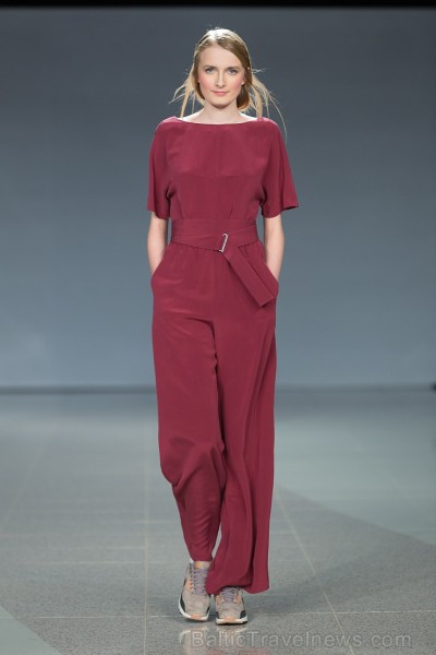 Rīgas modes nedēļa «Riga Fashion Week» kā magnēts pievelk radošu publiku. Foto: Mark Litvyakov/Arkady Gluhih Rīgas modes nedēļa «Riga Fashion Week» kā magnēts pievelk radošu publiku. Foto: Mark Litvyakov/Arkady Gluhih 164144