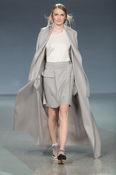 Rīgas modes nedēļa «Riga Fashion Week» kā magnēts pievelk radošu publiku. Foto: Mark Litvyakov/Arkady Gluhih Rīgas modes nedēļa «Riga Fashion Week» kā magnēts pievelk radošu publiku. Foto: Mark Litvyakov/Arkady Gluhih 164146
