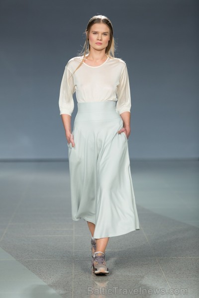 Rīgas modes nedēļa «Riga Fashion Week» kā magnēts pievelk radošu publiku. Foto: Mark Litvyakov/Arkady Gluhih Rīgas modes nedēļa «Riga Fashion Week» kā magnēts pievelk radošu publiku. Foto: Mark Litvyakov/Arkady Gluhih 164147