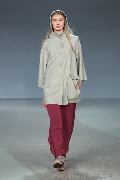Rīgas modes nedēļa «Riga Fashion Week» kā magnēts pievelk radošu publiku. Foto: Mark Litvyakov/Arkady Gluhih Rīgas modes nedēļa «Riga Fashion Week» kā magnēts pievelk radošu publiku. Foto: Mark Litvyakov/Arkady Gluhih 164148