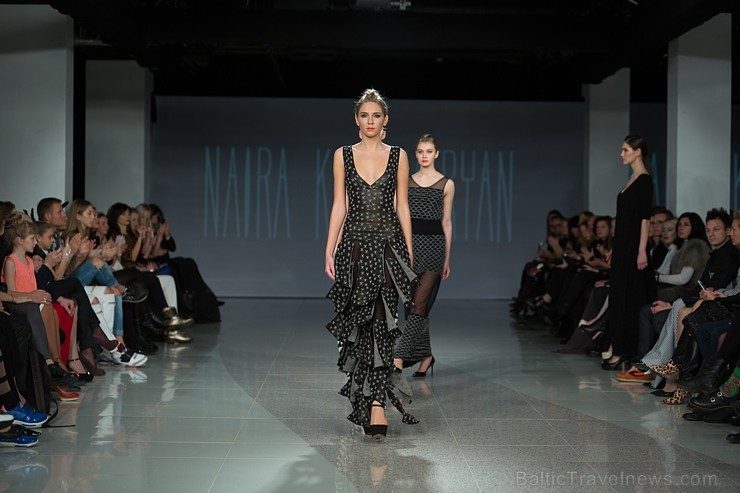 Rīgas modes nedēļa «Riga Fashion Week» kā magnēts pievelk radošu publiku. Foto: Mark Litvyakov/Arkady Gluhih Rīgas modes nedēļa «Riga Fashion Week» kā magnēts pievelk radošu publiku. Foto: Mark Litvyakov/Arkady Gluhih 164151