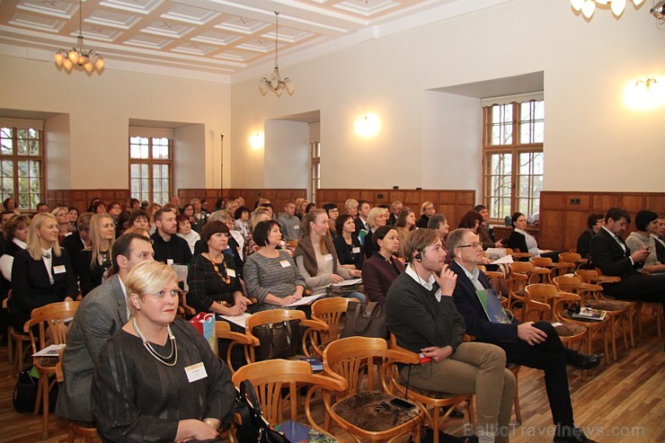 Latvijas Piļu un muižu asociācija ar starptautisku konferenci atzīmē 15 gadu jubileju Dundagas pilī Latvijas Piļu un muižu asociācija ar starptautisku konferenci atzīmē 15 gadu jubileju Dundagas pilī 165771