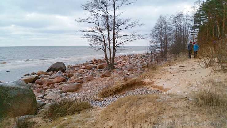 Viens no skaistākajiem Latvijas pārgājiena maršrutiem Vidzemes jūrmalā ir Tūja - Veczemju klintis Viens no skaistākajiem Latvijas pārgājiena maršrutiem Vidzemes jūrmalā ir Tūja - Veczemju klintis 167011