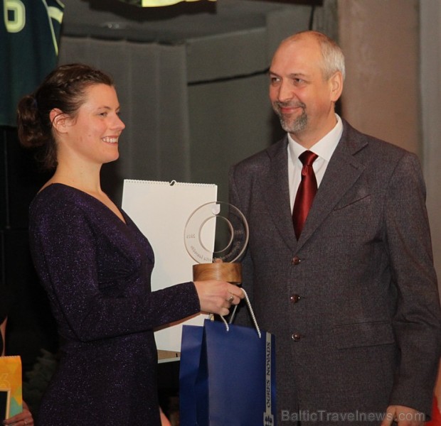 Ogre svinīgā pasākumā nosaka «Ogres novada sporta laureāts 2015» un nominācijā «Labākā sportiste» atzīta Agnese Pastare Ogre svinīgā pasākumā nosaka «Ogres novada sporta laureāts 2015» un nominācijā «Labākā sportiste» atzīta Agnese Pastare 167775