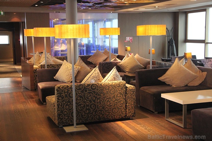 Radisson Blu Hotel Latvija panorāmas un kokteiļu bārs «Skyline» 26. stāvā piedāvā biznesa pusdienas īpašiem darījumiem un Rīgas viesu pārsteigumam Radisson Blu Hotel Latvija panorāmas un kokteiļu bārs «Skyline» 26. stāvā piedāvā biznesa pusdienas īpašiem darījumiem un Rīgas viesu pārsteigumam 168137