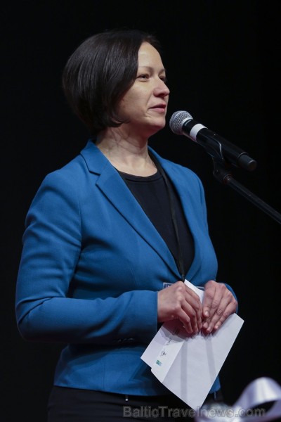 Balvu nominācijai «Tūrisma informācijas centra vadītājs 2015» pasniedz Inese Šīrava, LIAA Tūrisma departaments Balvu nominācijai «Tūrisma informācijas centra vadītājs 2015» pasniedz Inese Šīrava, LIAA Tūrisma departaments 168374