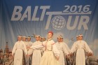 100 bildes ar laimīgiem cilvēkiem, jo viņi ceļo un apmeklē «Balttour 2016»