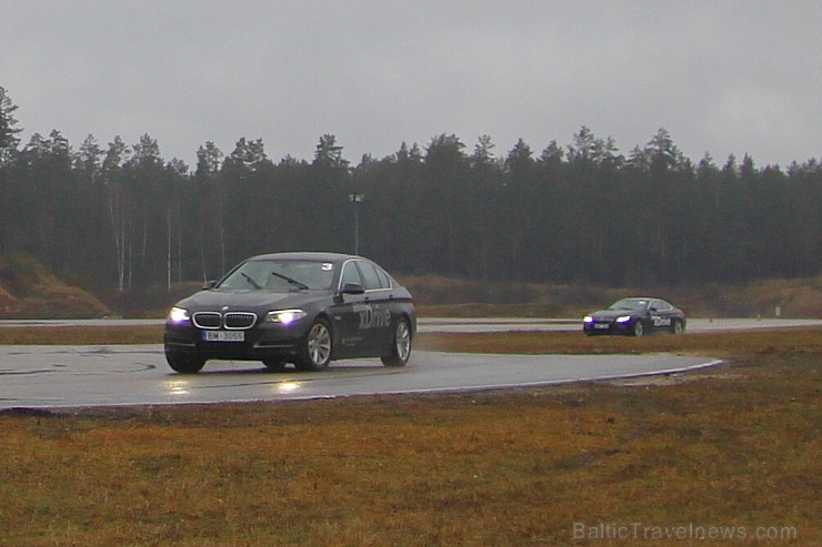 Travelnews.lv 11/02.2016 aktīvi piedalās Inchape BM Auto organizētajā BMW xDrive dienu pasākumā autosporta trasē 333 Travelnews.lv 11/02.2016 aktīvi piedalās Inchape BM Auto organizētajā BMW xDrive dienu pasākumā autosporta trasē 333 168974