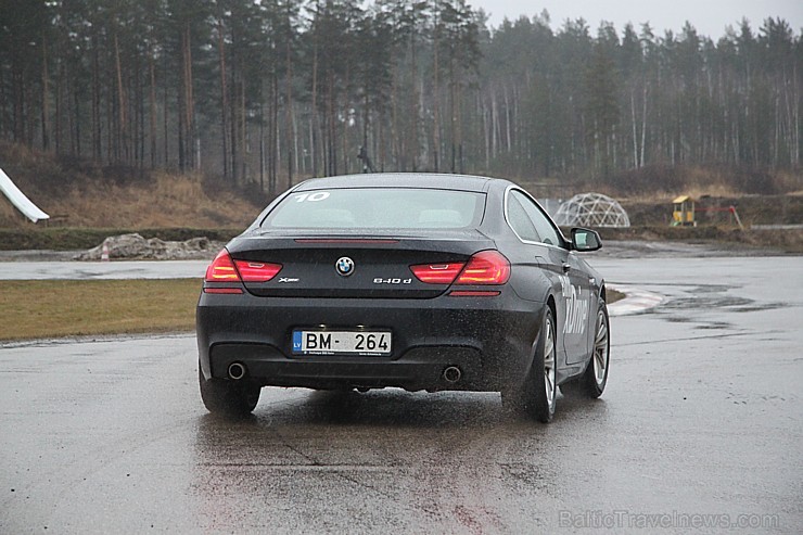 Travelnews.lv 11/02.2016 aktīvi piedalās Inchape BM Auto organizētajā BMW xDrive dienu pasākumā autosporta trasē 333 Travelnews.lv 11/02.2016 aktīvi piedalās Inchape BM Auto organizētajā BMW xDrive dienu pasākumā autosporta trasē 333 168976