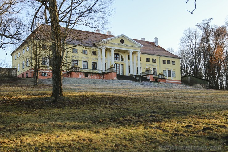 Durbes pils ir viena no Kurzemes klasicisma arhitektūras pērlēm 169417