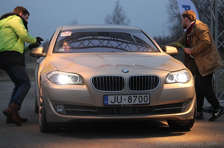Populārais «Sieviešu dienas rallijs 2016» pulcē 5.03.2016 divās Latvijas starta pilsētās - Dobelē un Valmierā rekordlielu dalībnieču skaitu Populārais «Sieviešu dienas rallijs 2016» pulcē 5.03.2016 divās Latvijas starta pilsētās - Dobelē un Valmierā rekordlielu dalībnieču skaitu 169972