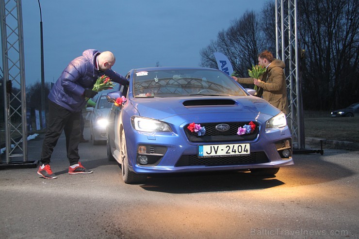 Populārais «Sieviešu dienas rallijs 2016» pulcē 5.03.2016 divās Latvijas starta pilsētās - Dobelē un Valmierā rekordlielu dalībnieču skaitu Populārais «Sieviešu dienas rallijs 2016» pulcē 5.03.2016 divās Latvijas starta pilsētās - Dobelē un Valmierā rekordlielu dalībnieču skaitu 170000