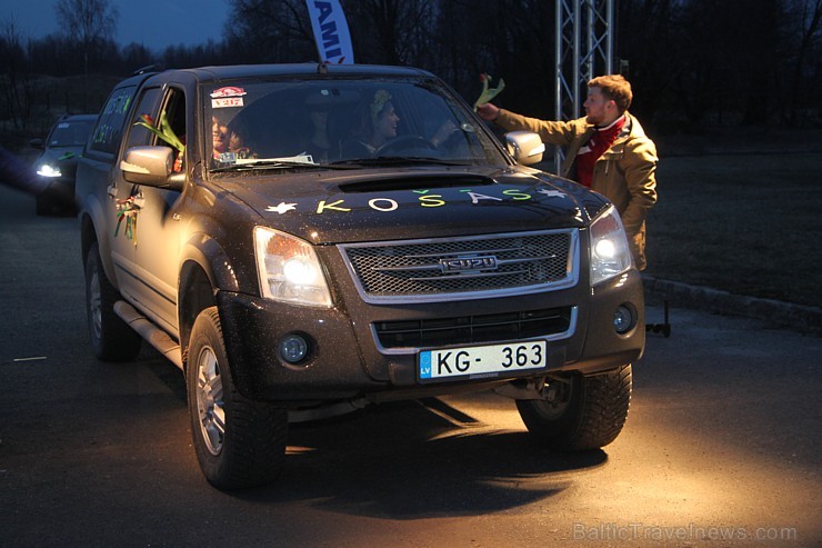 Populārais «Sieviešu dienas rallijs 2016» pulcē 5.03.2016 divās Latvijas starta pilsētās - Dobelē un Valmierā rekordlielu dalībnieču skaitu Populārais «Sieviešu dienas rallijs 2016» pulcē 5.03.2016 divās Latvijas starta pilsētās - Dobelē un Valmierā rekordlielu dalībnieču skaitu 170008