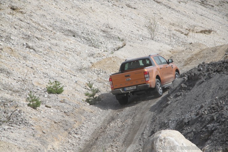 Travelnews.lv redakcija ar jauno Ford Ranger un instruktoru vadībā dodas Slovēnijas šķēršļu poligonā Travelnews.lv redakcija ar jauno Ford Ranger un instruktoru vadībā dodas Slovēnijas šķēršļu poligonā 172026