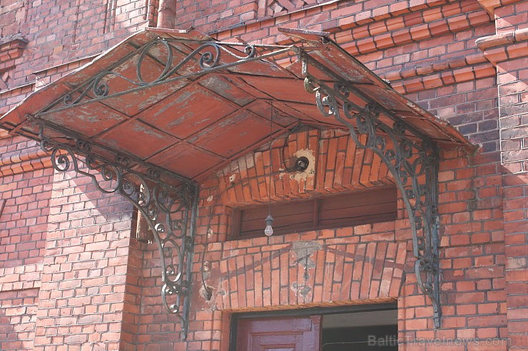 Liepājas Karostas cietums tika uzcelts 20. gadsimtā, kas sākotnēji bija hospitālis, taču kopš 1905. gada revolūcijas šī ēka tika izmantota kā militārp Liepājas Karostas cietums tika uzcelts 20. gadsimtā, kas sākotnēji bija hospitālis, taču kopš 1905. gada revolūcijas šī ēka tika izmantota kā militārp 172438