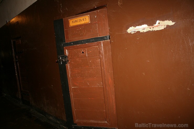 Liepājas Karostas cietums tika uzcelts 20. gadsimtā, kas sākotnēji bija hospitālis, taču kopš 1905. gada revolūcijas šī ēka tika izmantota kā militārp Liepājas Karostas cietums tika uzcelts 20. gadsimtā, kas sākotnēji bija hospitālis, taču kopš 1905. gada revolūcijas šī ēka tika izmantota kā militārp 172444