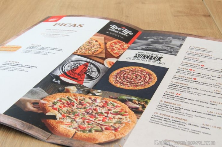 Pirmā «Pizza Hut» restorāna Latvijā atvēršana 172639