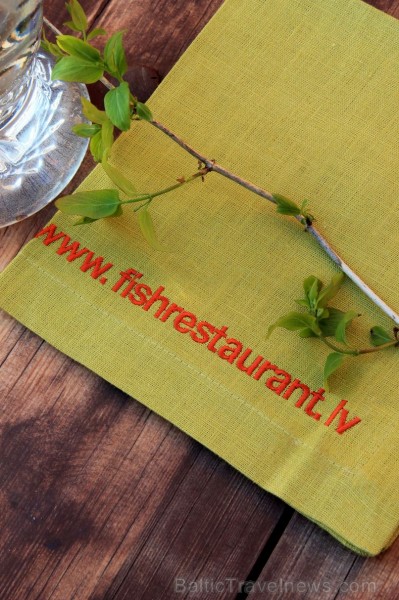 Saulainais laiks piepilda restorāna  «Taverna» terasi 173523