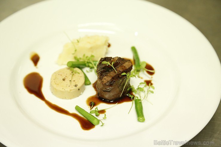 2016. gada 28. aprīlī «Vīna studija» gardēžiem dāvina burvīgas vakariņas ar Michelin šefpavāru Jeremi Fontin no Francijas 2016. gada 28. aprīlī «Vīna studija» gardēžiem dāvina burvīgas vakariņas ar Michelin šefpavāru Jeremi Fontin no Francijas 173529