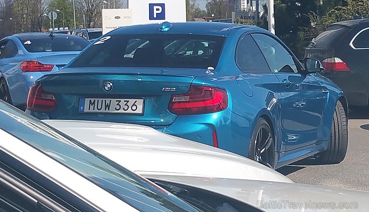 Latvijas bobslejisti, skeletonisti un kamaniņu braucēji ar Inchcape BM Auto iniciatīvu 3.05.2016 dodas Vidzemes ceļos ar jaudīgajiem BMW M modeļiem Latvijas bobslejisti, skeletonisti un kamaniņu braucēji ar Inchcape BM Auto iniciatīvu 3.05.2016 dodas Vidzemes ceļos ar jaudīgajiem BMW M modeļiem 173580