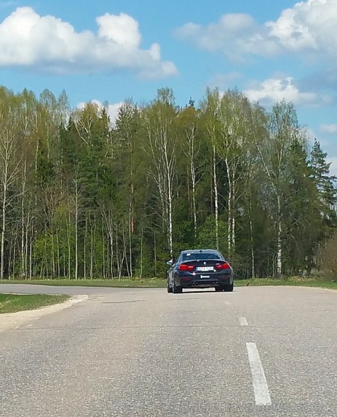 Latvijas bobslejisti, skeletonisti un kamaniņu braucēji ar Inchcape BM Auto iniciatīvu 3.05.2016 dodas Vidzemes ceļos ar jaudīgajiem BMW M modeļiem Latvijas bobslejisti, skeletonisti un kamaniņu braucēji ar Inchcape BM Auto iniciatīvu 3.05.2016 dodas Vidzemes ceļos ar jaudīgajiem BMW M modeļiem 173611