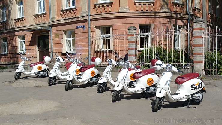 Autonoma «Sixt Latvija» piedāvā ar motorolleriem «Vespa» iepazīt citādu Rīgu un Travelnews.lv to izdara Autonoma «Sixt Latvija» piedāvā ar motorolleriem «Vespa» iepazīt citādu Rīgu un Travelnews.lv to izdara 174370