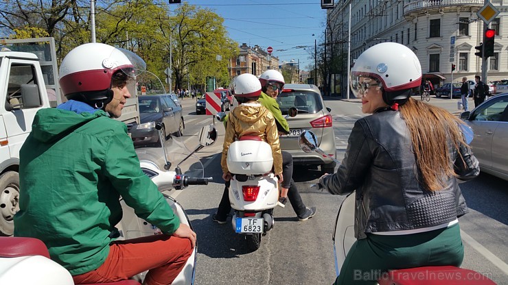 Autonoma «Sixt Latvija» piedāvā ar motorolleriem «Vespa» iepazīt citādu Rīgu un Travelnews.lv to izdara Autonoma «Sixt Latvija» piedāvā ar motorolleriem «Vespa» iepazīt citādu Rīgu un Travelnews.lv to izdara 174372