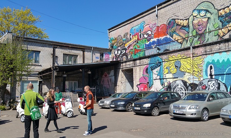 Autonoma «Sixt Latvija» piedāvā ar motorolleriem «Vespa» iepazīt citādu Rīgu un Travelnews.lv to izdara Autonoma «Sixt Latvija» piedāvā ar motorolleriem «Vespa» iepazīt citādu Rīgu un Travelnews.lv to izdara 174379