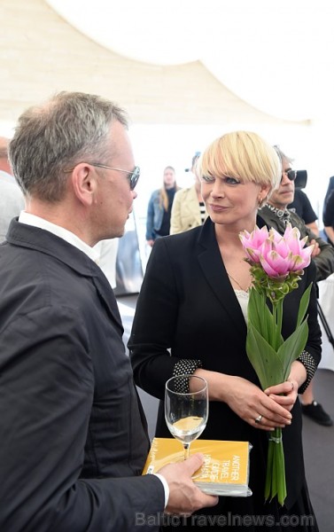 Grāmatas mērķis ir kļūt par Latvijas pazīstamākās un slavenākās kūrortpilsētas sava veida atslēgu – par pilsētas izziņas rokasgrāmatu gan tās viesiem, Grāmatas mērķis ir kļūt par Latvijas pazīstamākās un slavenākās kūrortpilsētas sava veida atslēgu – par pilsētas izziņas rokasgrāmatu gan tās viesiem, 174509