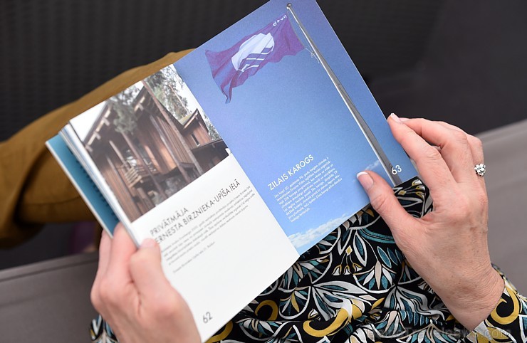 Grāmatas mērķis ir kļūt par Latvijas pazīstamākās un slavenākās kūrortpilsētas sava veida atslēgu – par pilsētas izziņas rokasgrāmatu gan tās viesiem, Grāmatas mērķis ir kļūt par Latvijas pazīstamākās un slavenākās kūrortpilsētas sava veida atslēgu – par pilsētas izziņas rokasgrāmatu gan tās viesiem, 174510