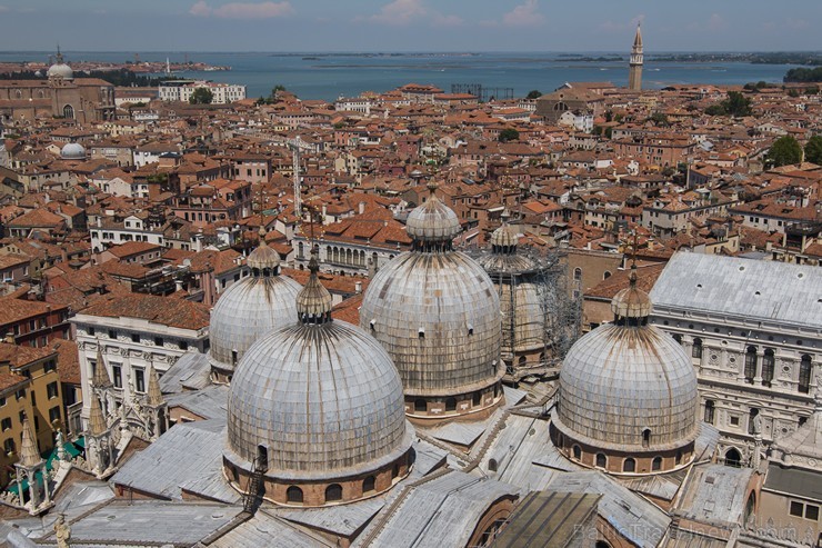 Travelnews.lv sadarbībā ar tūroperatoru Novatours apskata Venēciju no San Marco laukuma augstākā torņa Travelnews.lv sadarbībā ar tūroperatoru Novatours apskata Venēciju no San Marco laukuma augstākā torņa 176583
