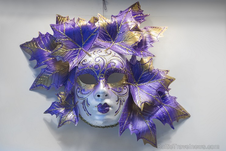 Travelnews.lv redakcija sadarbībā ar tūroperatoru Novatours dodas ekskursijā uz Venēciju, kuras laikā apskata tradicionālās maskas 176837