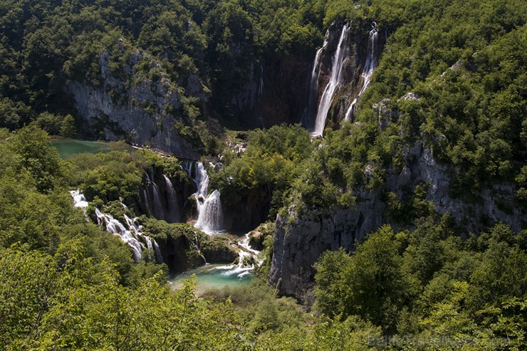 Travelnews.lv sadarbībā ar tūroperatoru Novatours apskata Plitvices ezerus, kas ir pirmais un lielākais Horvātijas nacionālais parks Travelnews.lv sadarbībā ar tūroperatoru Novatours apskata Plitvices ezerus, kas ir pirmais un lielākais Horvātijas nacionālais parks 176855